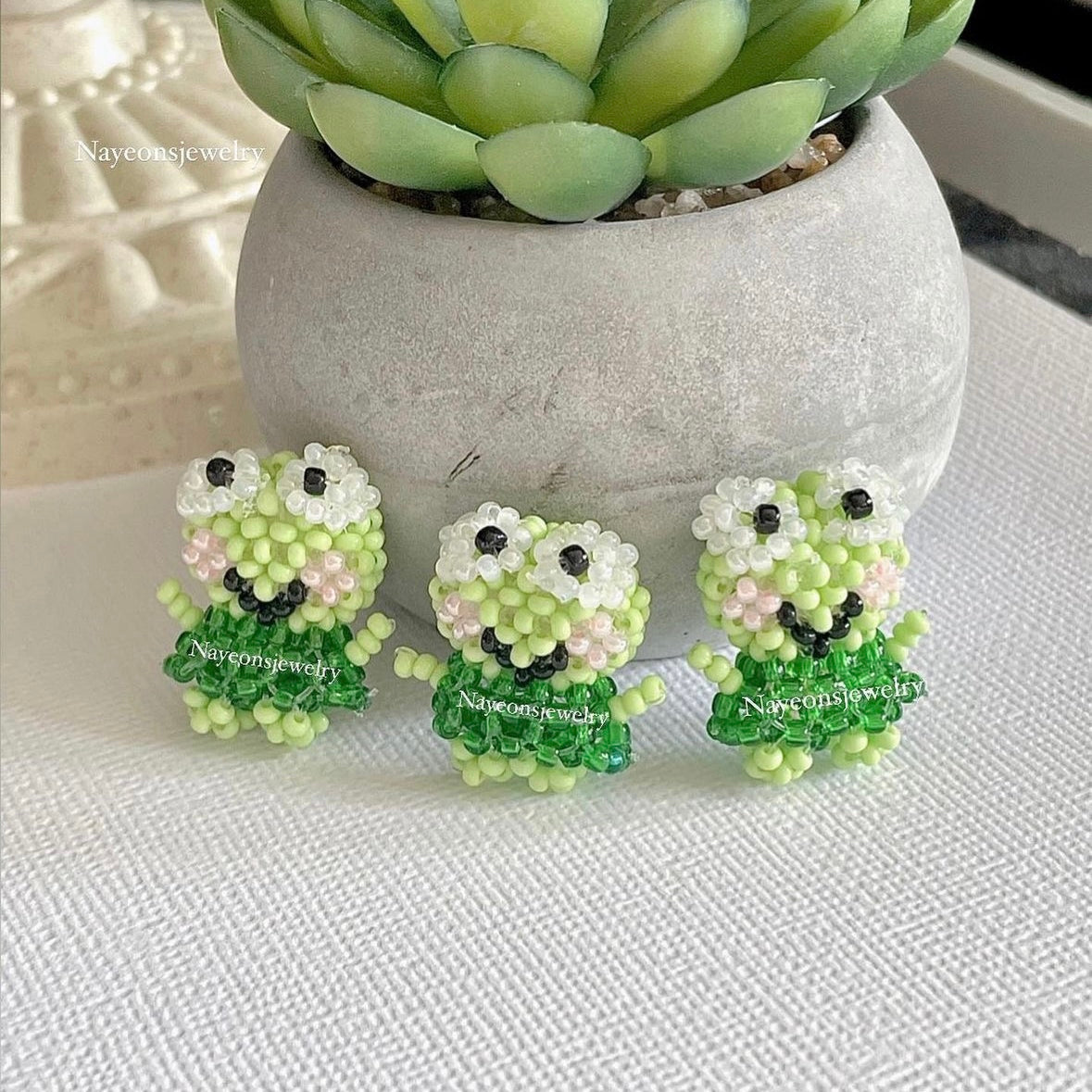 Beaded Sanrio keroppi